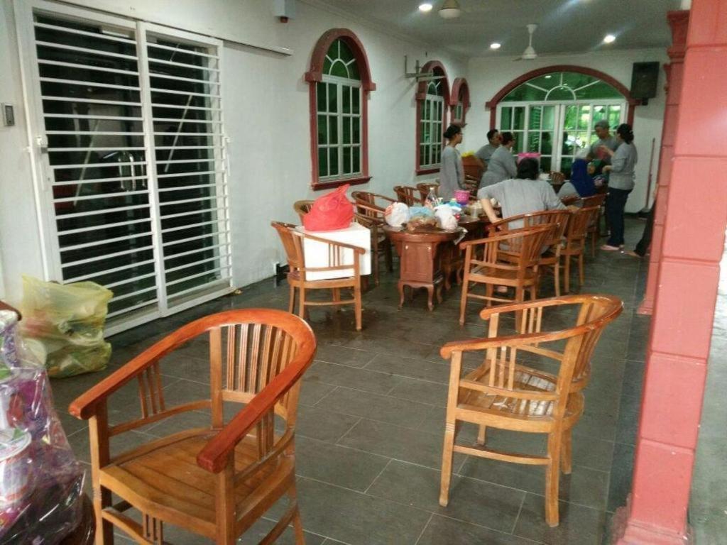 Permai Homestay *